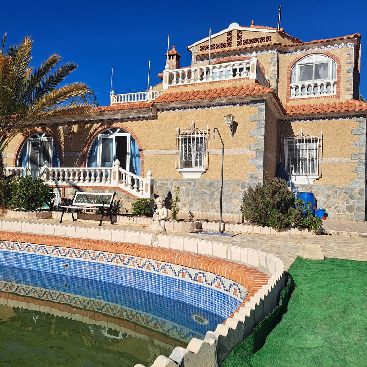 7 sovrum Villa till salu i Albatera med pool garage - 349 000 € (Ref: 10079901)