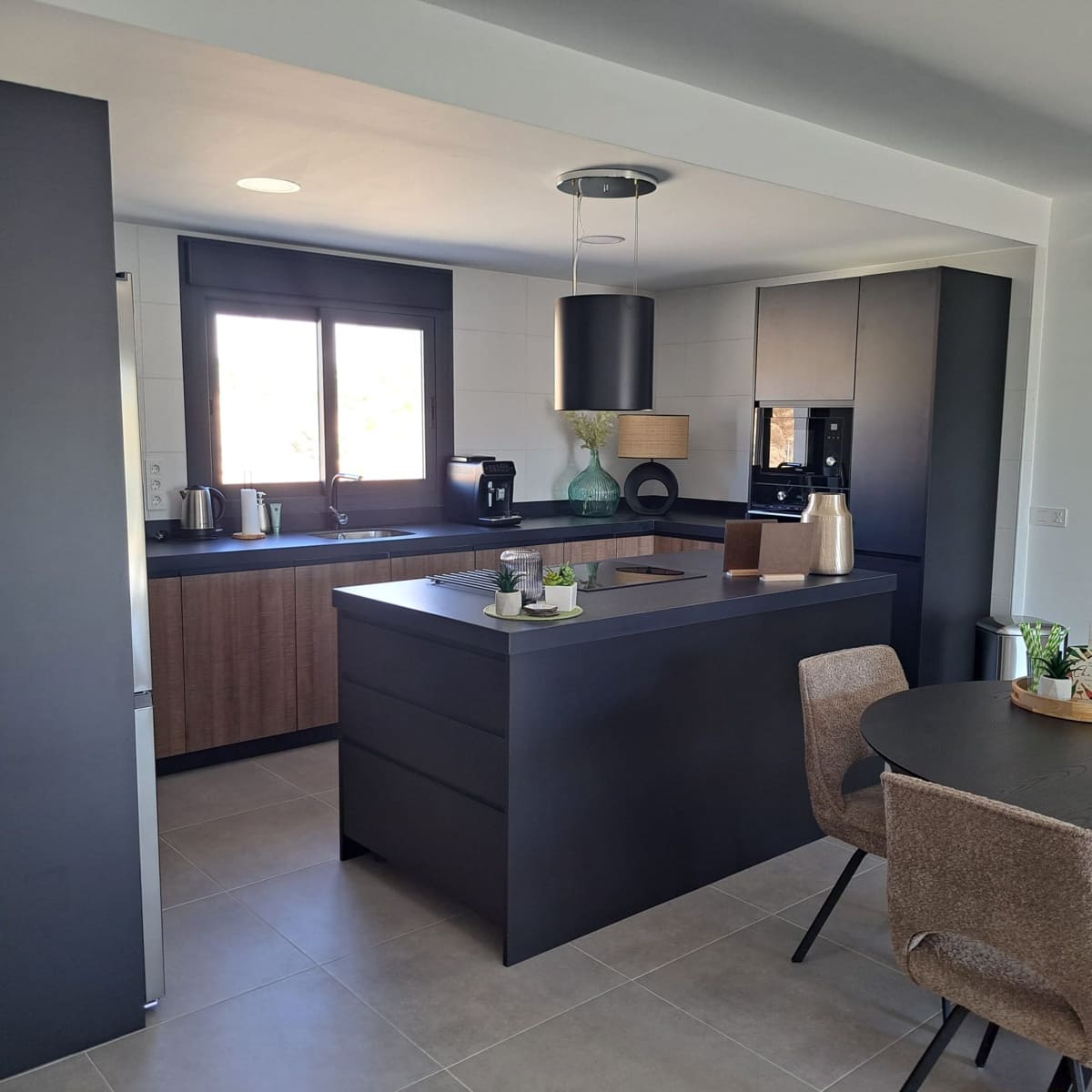 3 soveværelse Villa til salg i Macisvenda med swimmingpool garage - € 385.000 (Ref: 10120693)