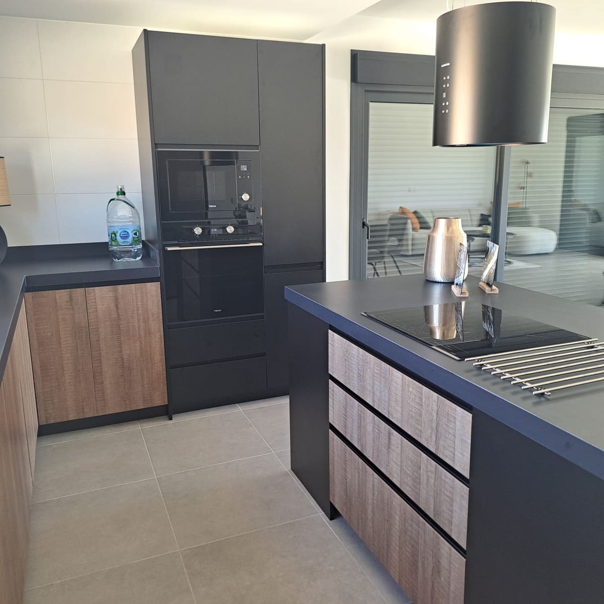 3 soveværelse Villa til salg i Macisvenda med swimmingpool garage - € 385.000 (Ref: 10120693)