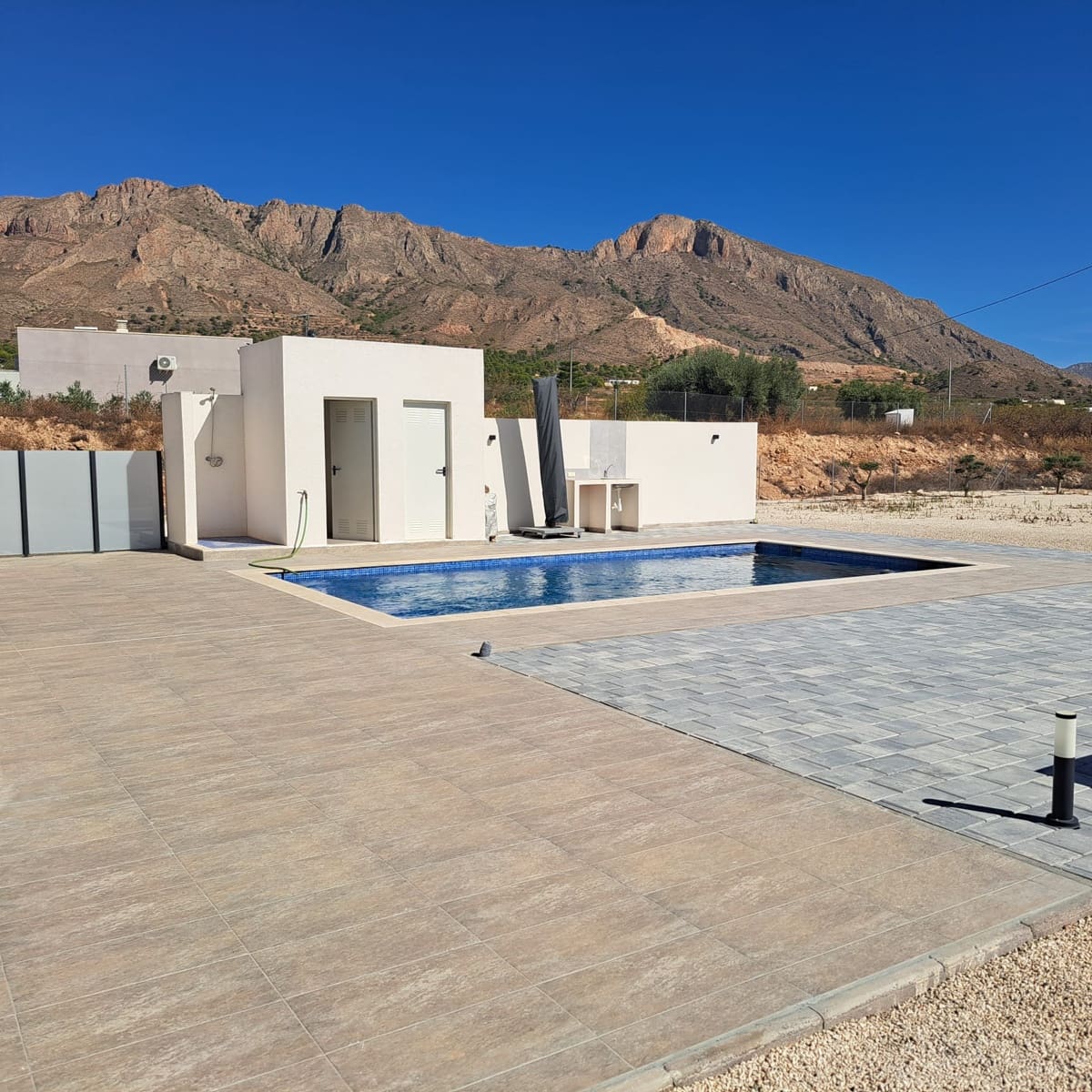 3 soveværelse Villa til salg i Macisvenda med swimmingpool garage - € 385.000 (Ref: 10120693)