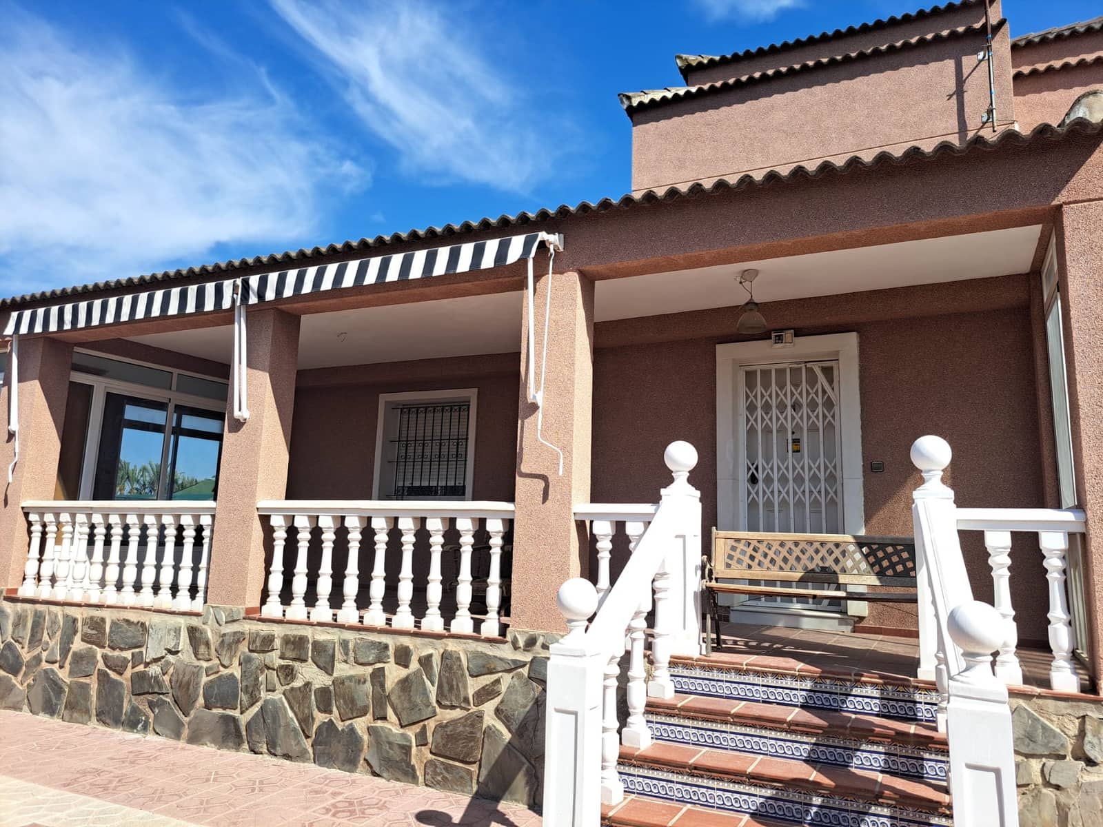 Chalet de 5 habitaciones en Elche / Elx en venta con piscina garaje - 420.000 € (Ref: 10120699)