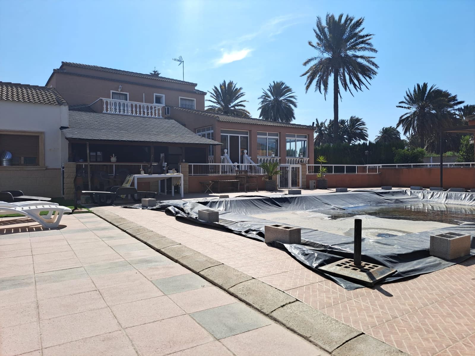 Chalet de 5 habitaciones en Elche / Elx en venta con piscina garaje - 420.000 € (Ref: 10120699)