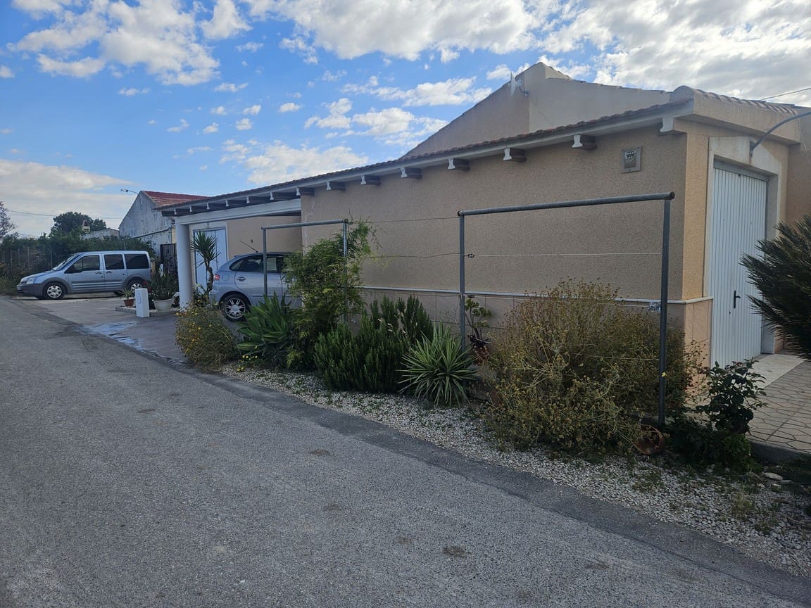 3 quarto Moradia para venda em Cox com garagem - 240 000 € (Ref: 10120707)