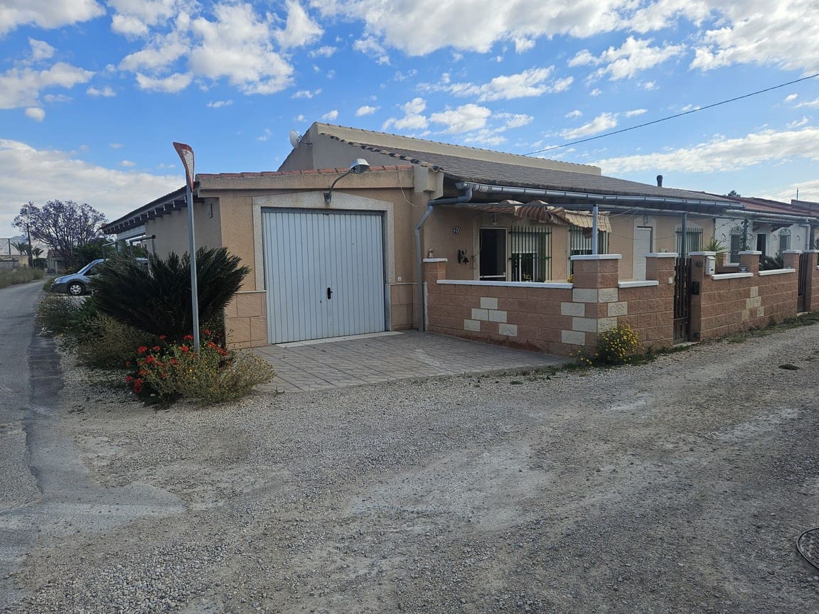 3 quarto Moradia para venda em Cox com garagem - 240 000 € (Ref: 10120707)