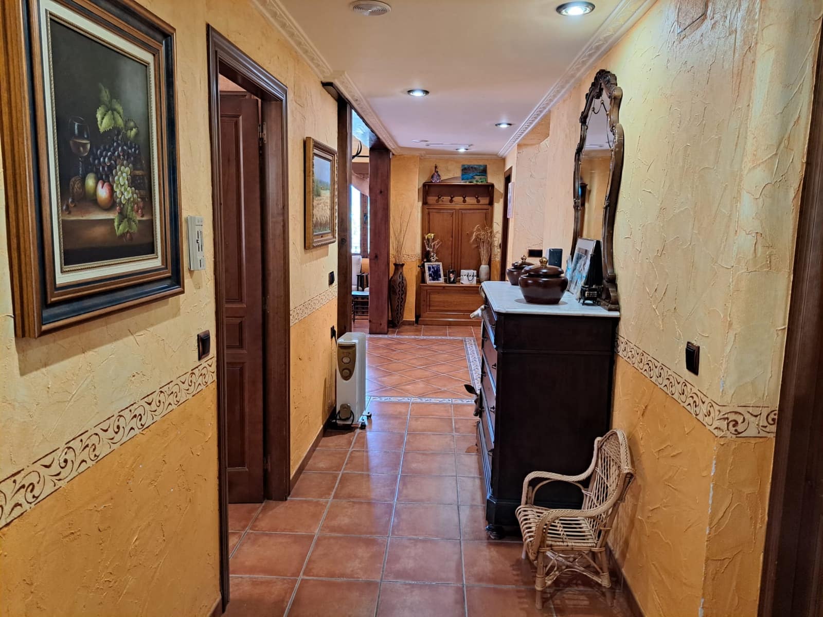 6 quarto Moradia para venda em Salinas com piscina garagem - 1 000 000 € (Ref: 10120776)