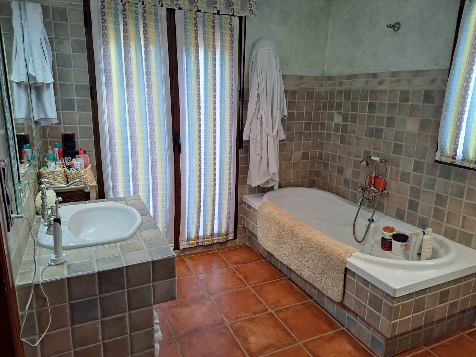 6 quarto Moradia para venda em Salinas com piscina garagem - 1 000 000 € (Ref: 10120776)