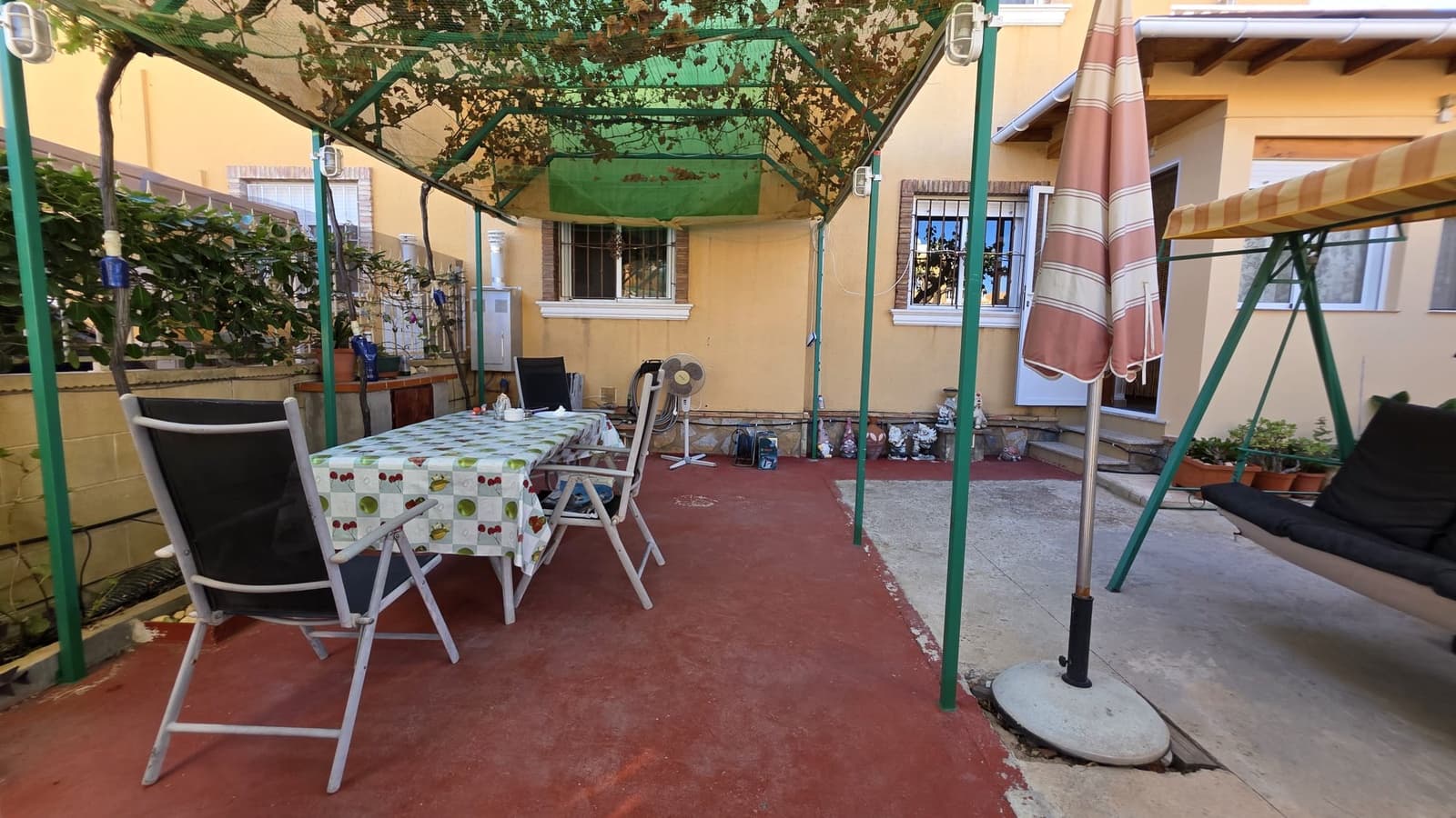 4 makuuhuone Bungalow myytävänä paikassa Ciudad Quesada mukana uima-altaan 
autotalli - 250 000 € (Ref: 10124548)