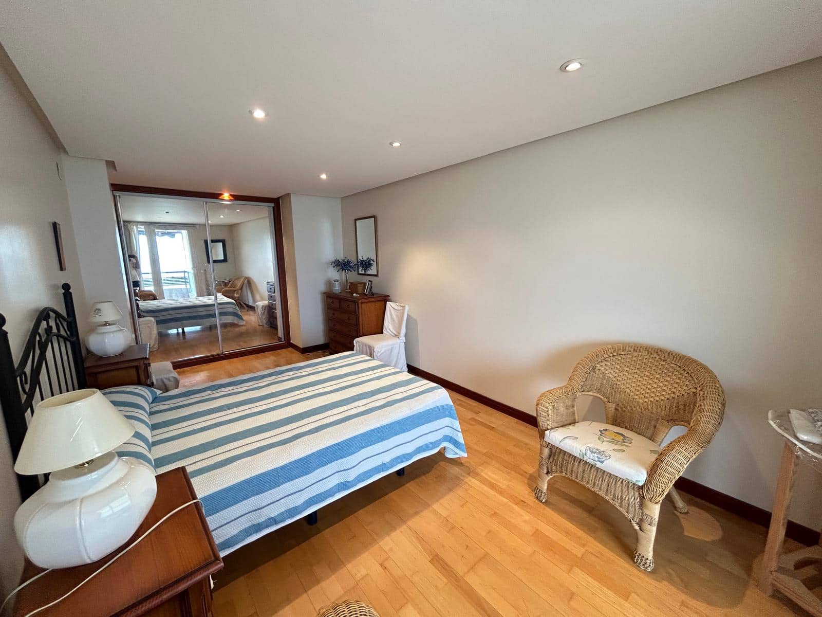 3 camera da letto Appartamento sulla Spiaggia in vendita in Alicante citta - 600.000 € (Rif: 10124739)