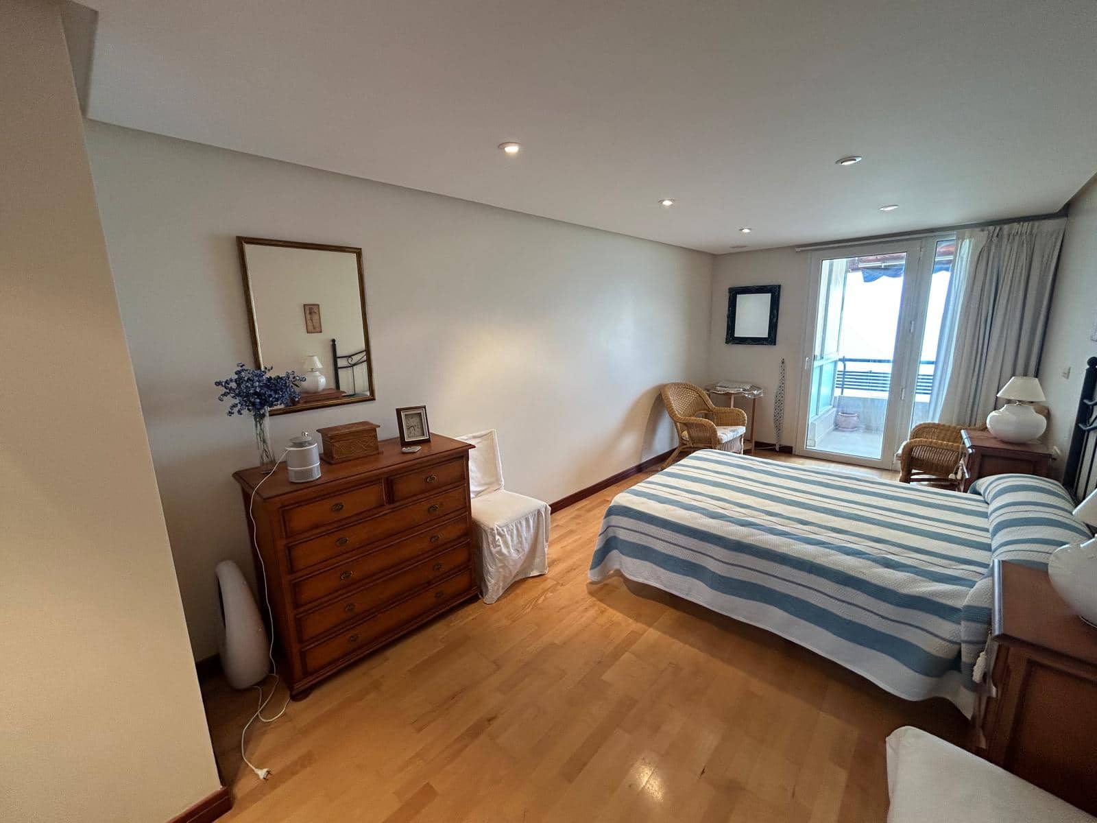 3 camera da letto Appartamento sulla Spiaggia in vendita in Alicante citta - 600.000 € (Rif: 10124739)