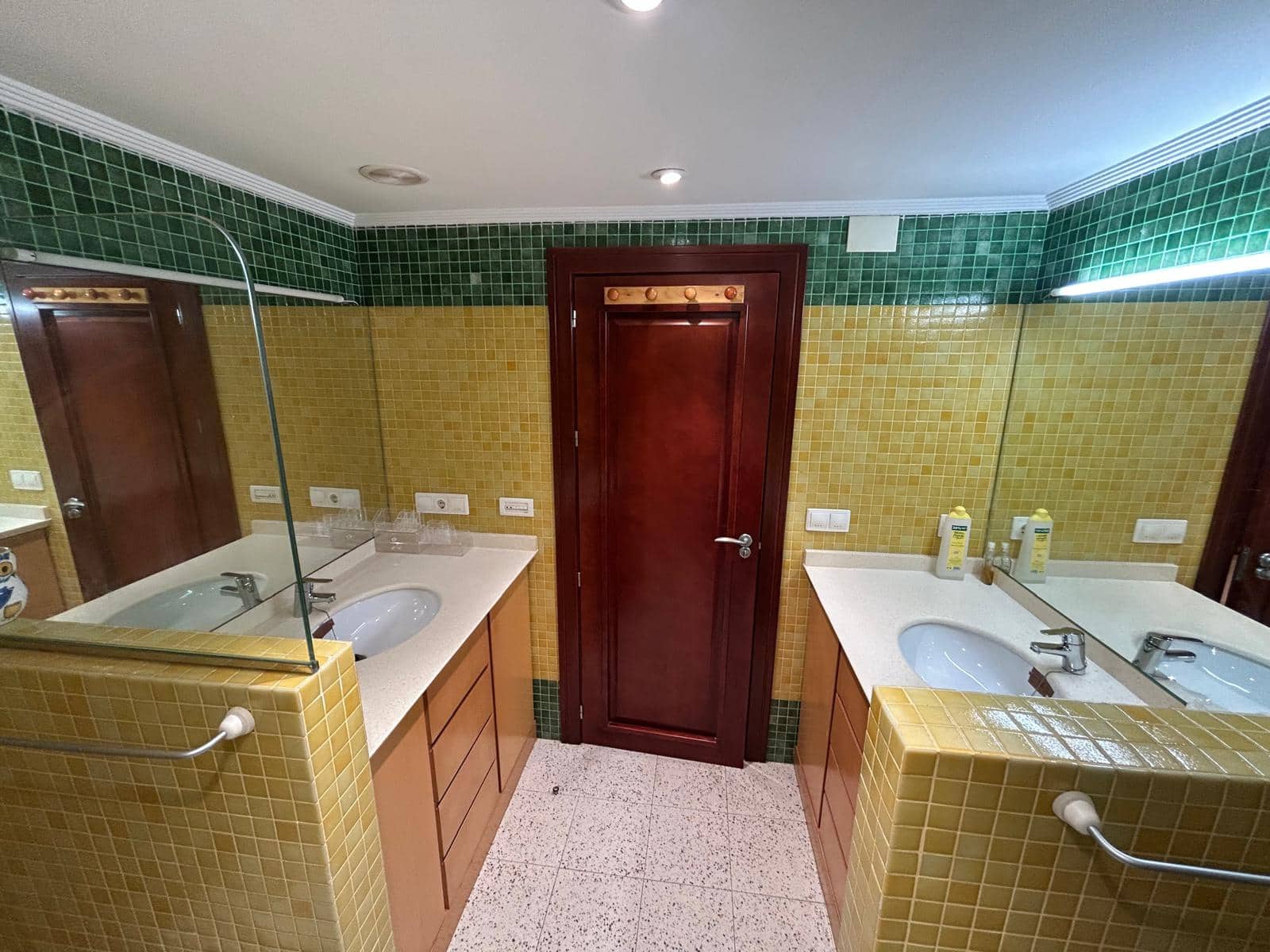 3 camera da letto Appartamento sulla Spiaggia in vendita in Alicante citta - 600.000 € (Rif: 10124739)