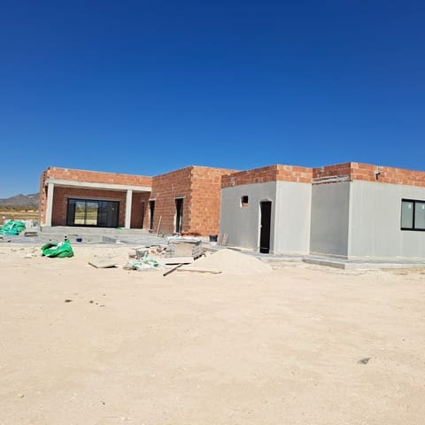 3 quarto Moradia para venda em Jumilla com piscina garagem - 385 000 € (Ref: 10124750)