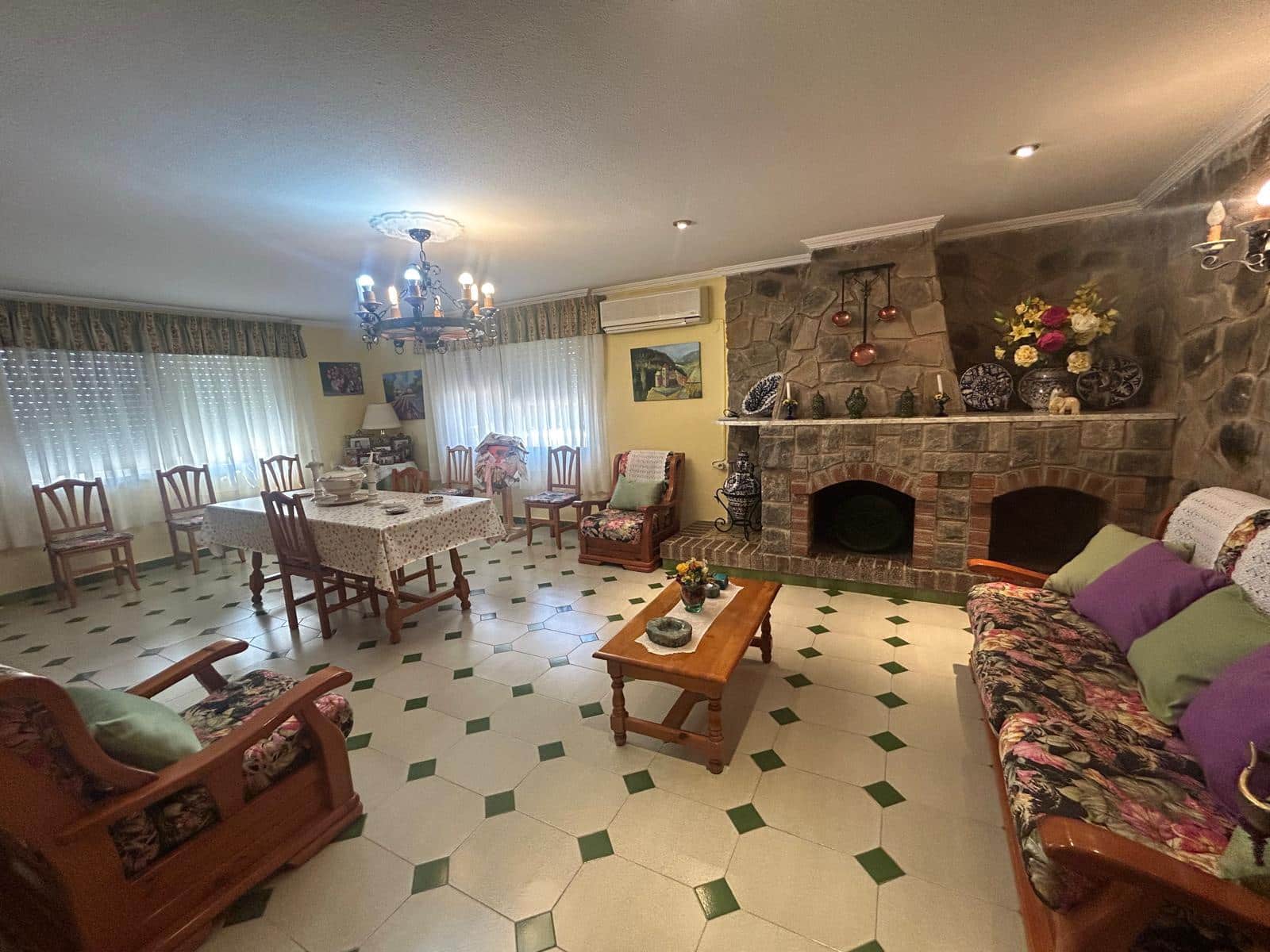 5 bedroom Villa for sale in Crevillente / Crevillent with pool - € 350,000 (Ref: 10168776)