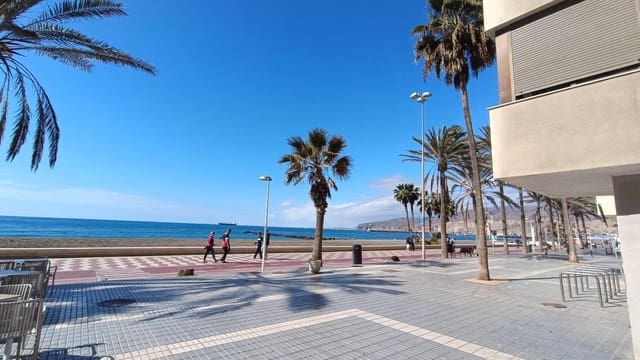 2 soveværelse Lejlighed til salg i Almería by - € 189.000 (Ref: 9150925)