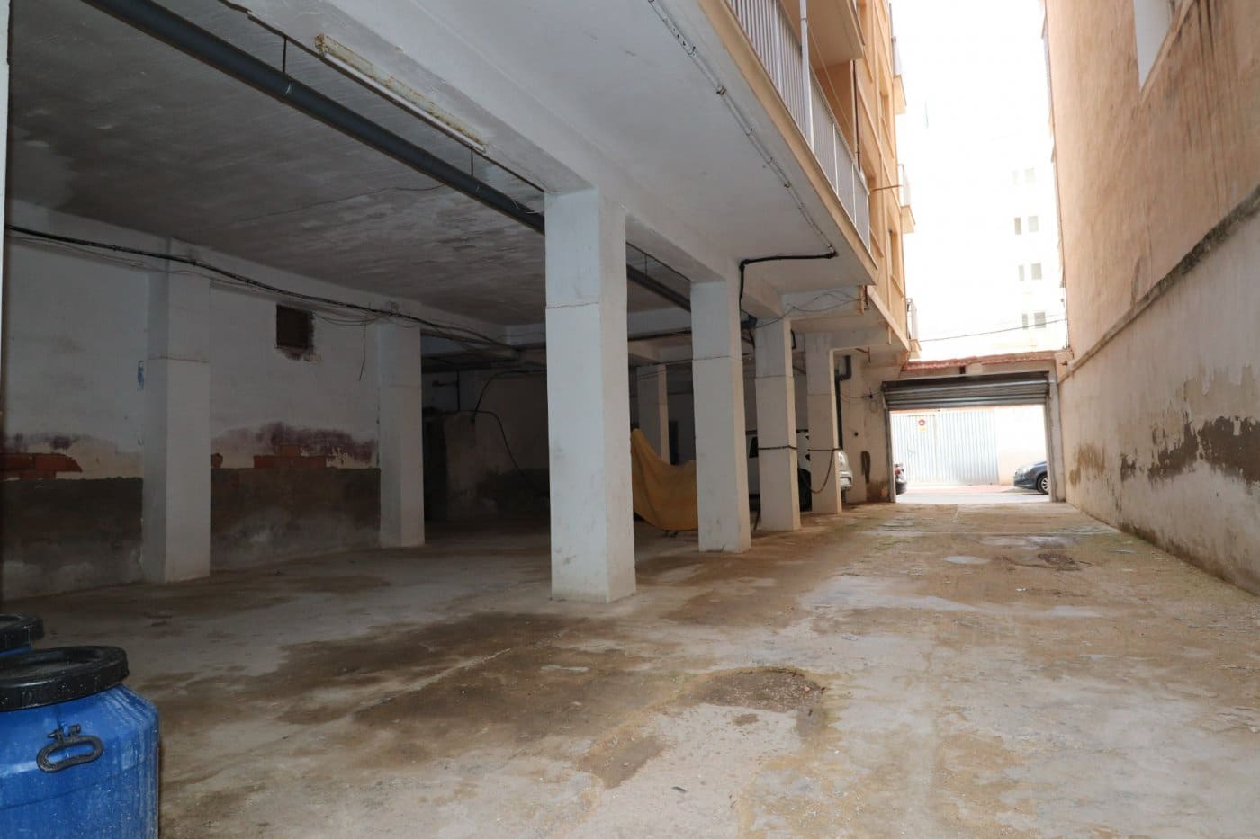 Commercial for sale in Torrevieja - € 399,795 (Ref: 7585225)