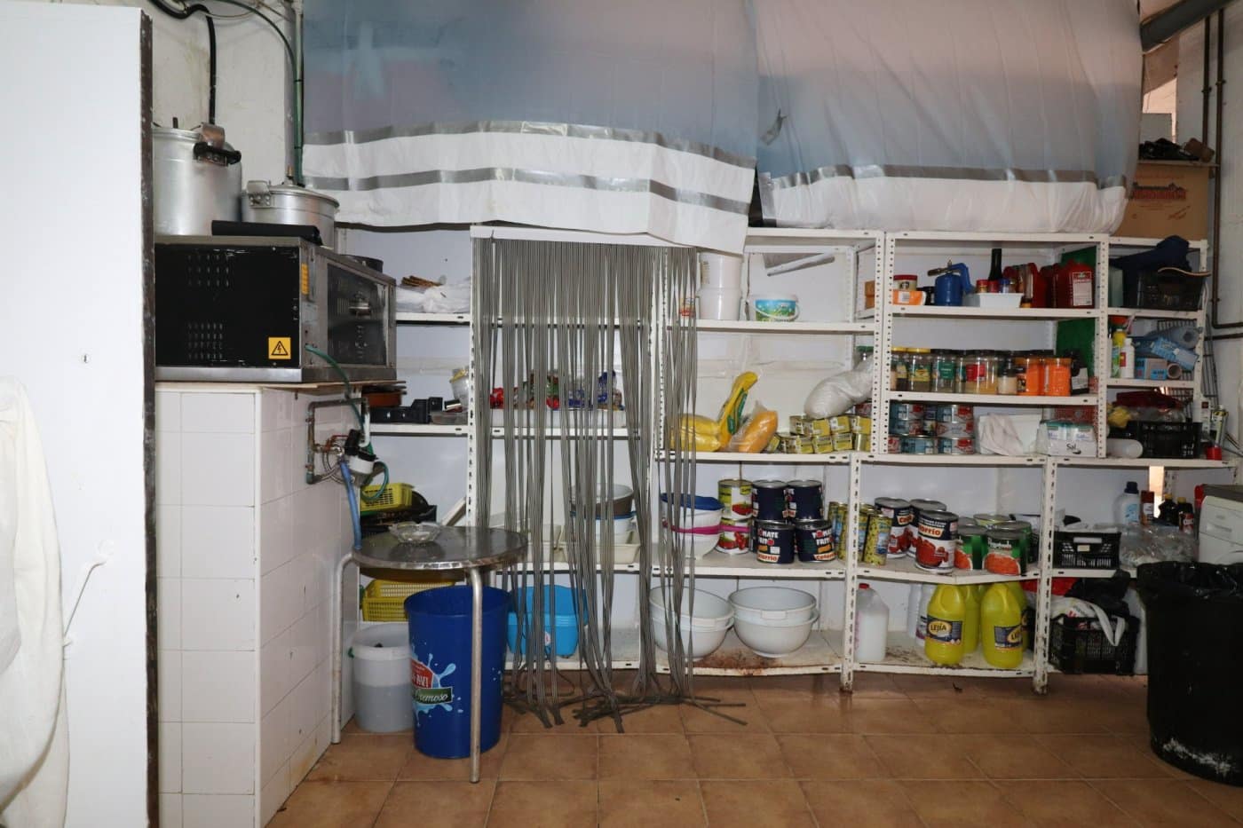 Commercial for sale in Torrevieja - € 399,795 (Ref: 7585225)