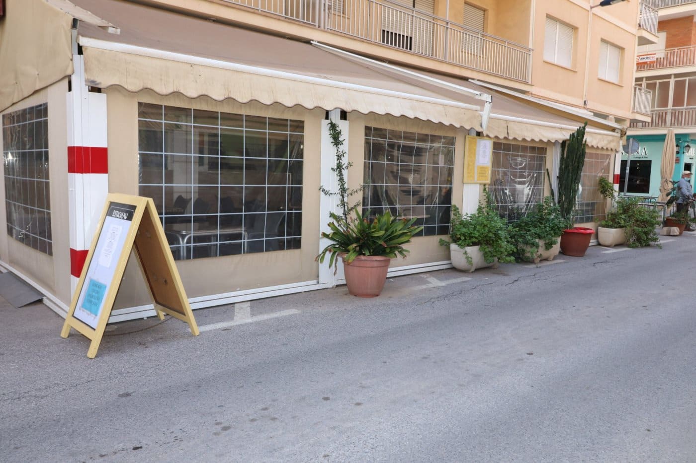 Commercial for sale in Torrevieja - € 399,795 (Ref: 7585225)