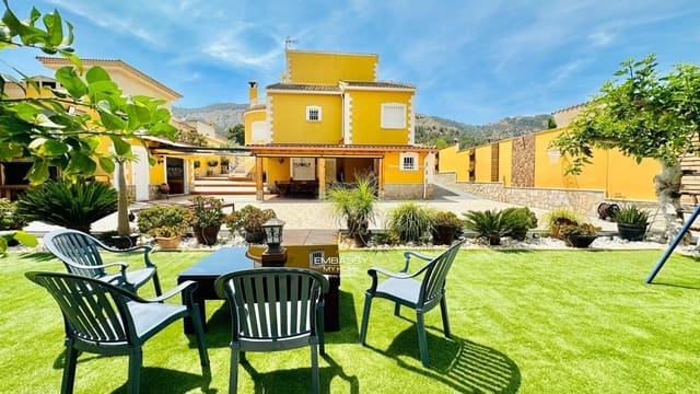 Chalet de 5 habitaciones en Montepinar - La Aparecida - Raiguero, Orihuela en venta con piscina garaje - 495.000 € (Ref: 7585237)
