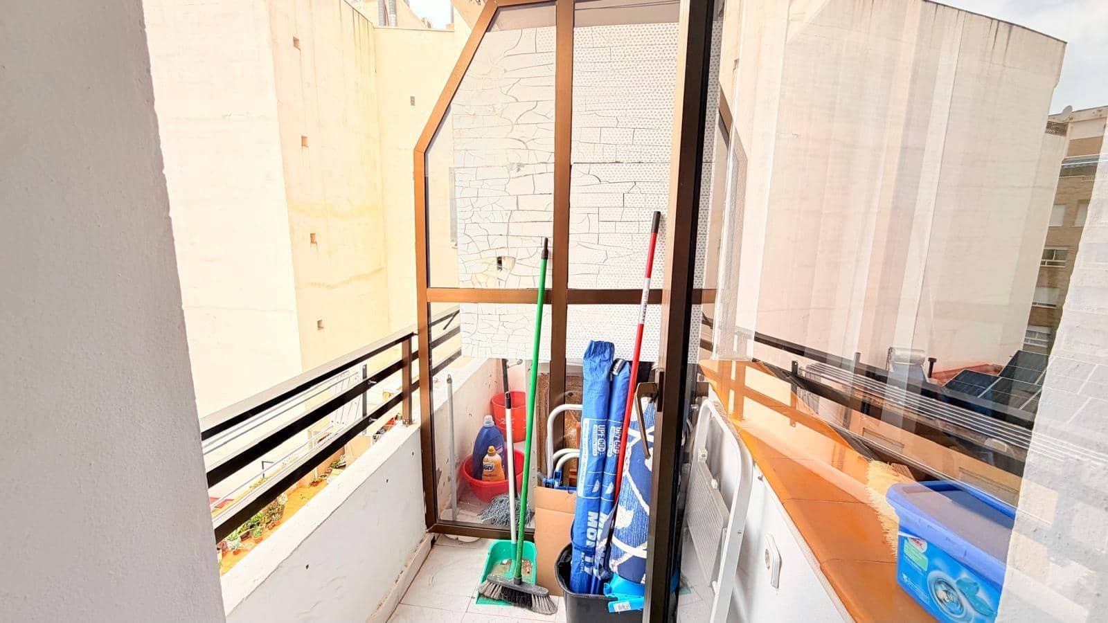 1 bedroom Apartment for sale in Torrevieja - € 99,900 (Ref: 9739170)