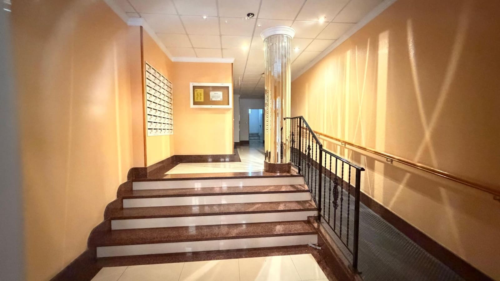 Ático de 3 habitaciones en Torrevieja en venta - 220.000 € (Ref: 9739173)