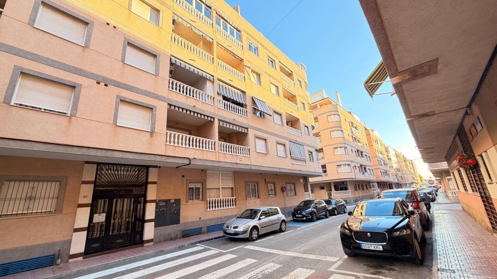 Ático de 3 habitaciones en Torrevieja en venta - 220.000 € (Ref: 9739173)