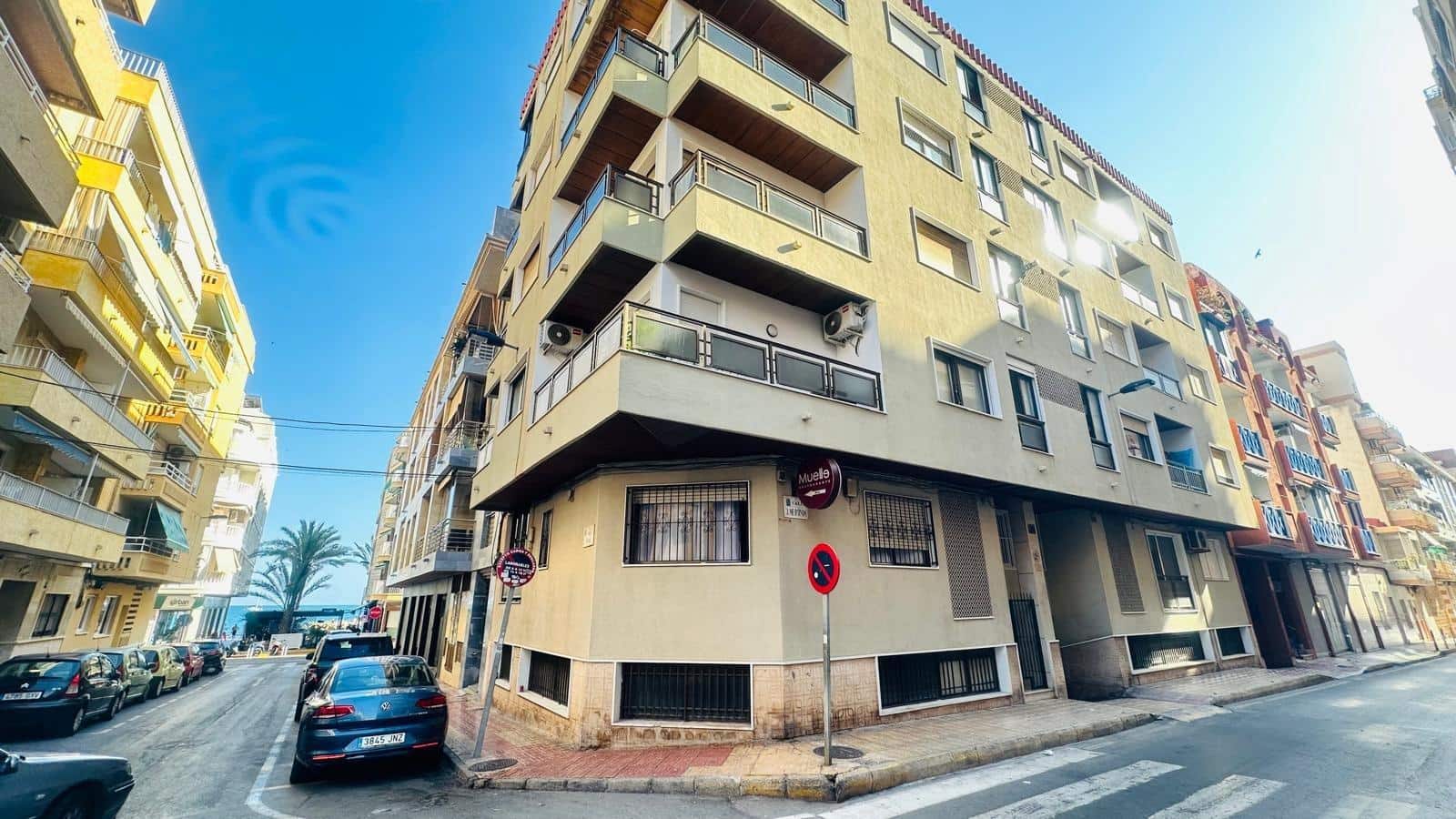 3 bedroom Apartment for sale in Torrevieja - € 249,605 (Ref: 9739174)