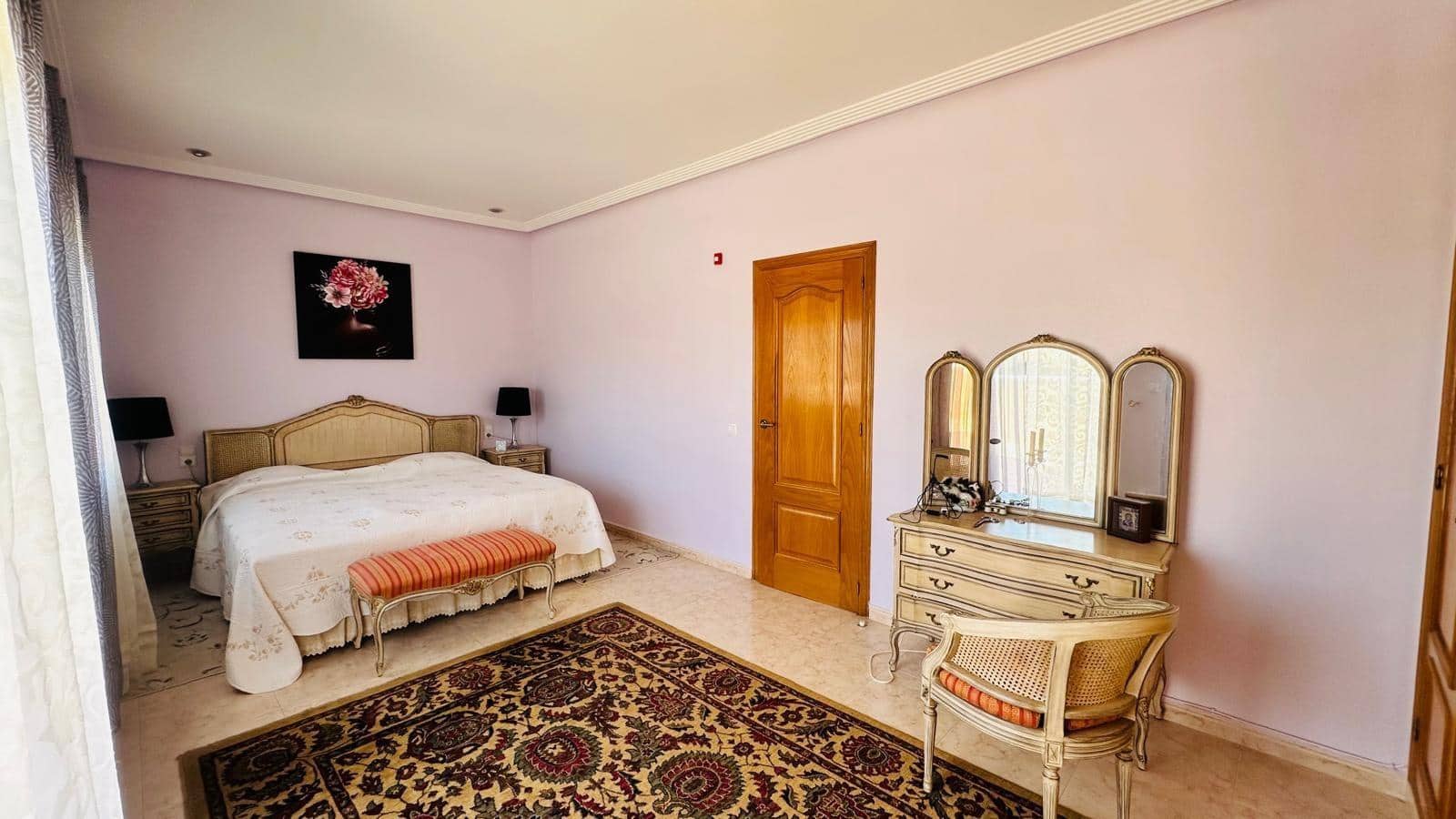 3 bedroom Villa for sale in Torrevieja with pool - € 780,000 (Ref: 9739176)