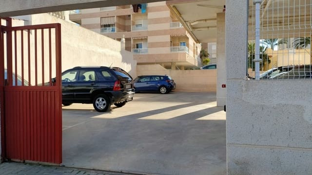 Garaje en Nueva Torrevieja, Torrevieja en venta - 5.700 € (Ref: 9739177)