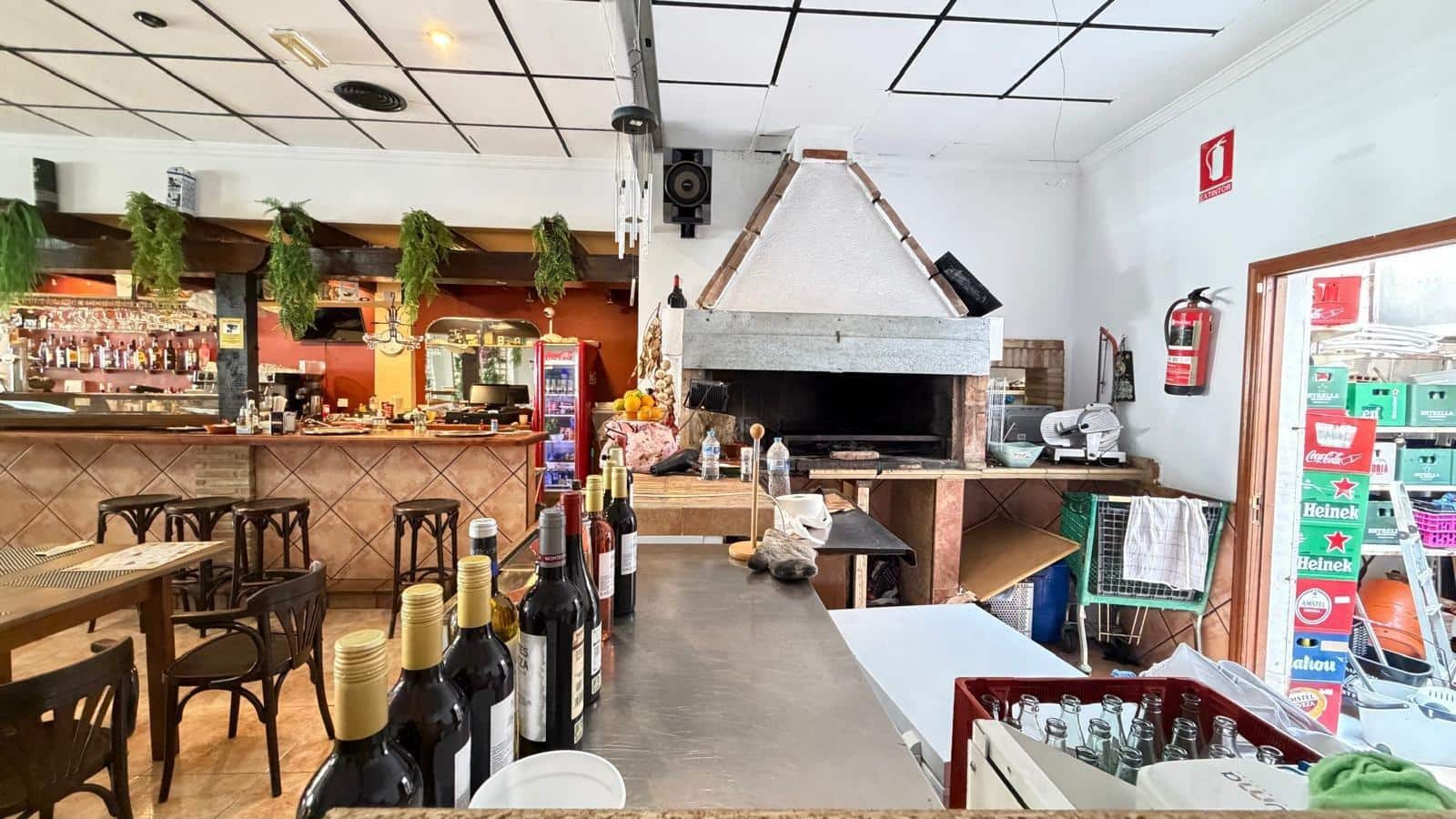 Business for sale in Torrevieja - € 28,000 (Ref: 9940017)