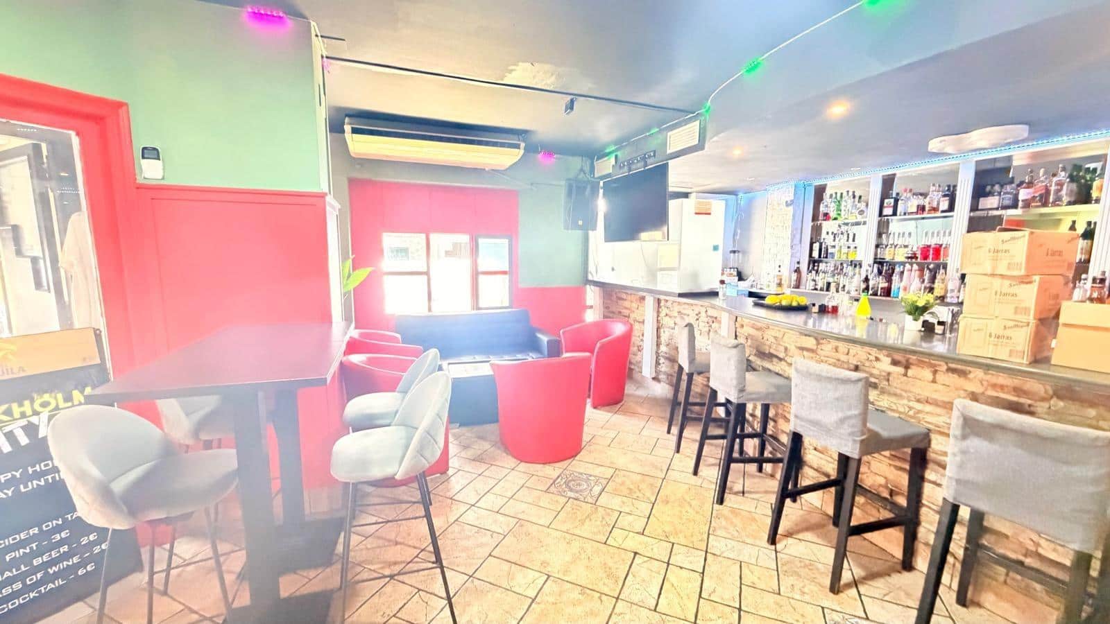 Erhverv til leje i Torrevieja - € 600 (Ref: 9959835)