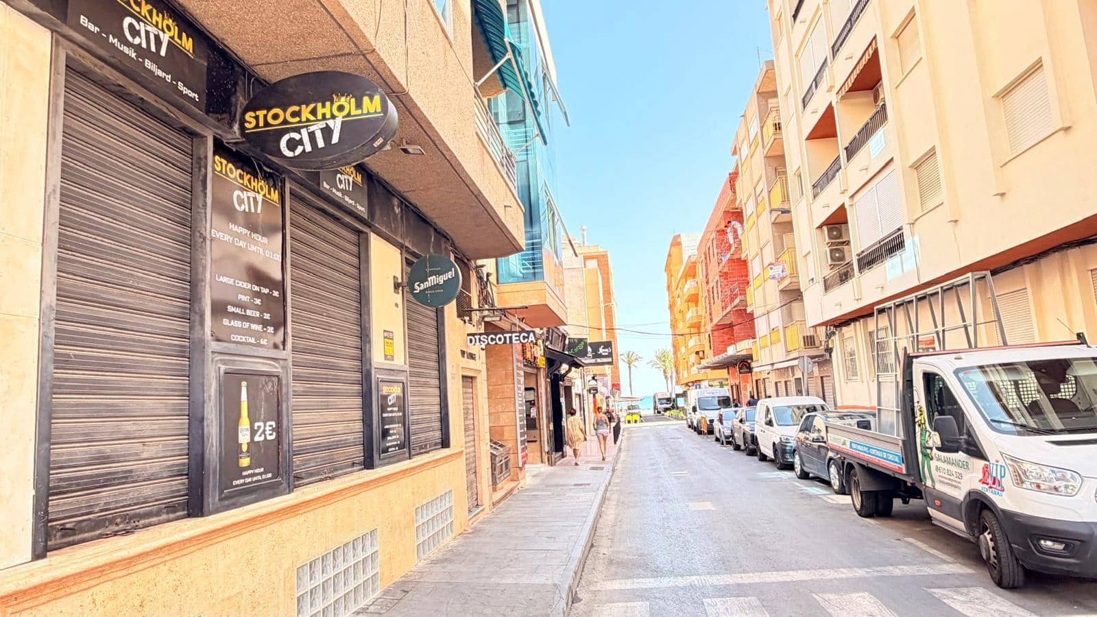 Erhverv til leje i Torrevieja - € 600 (Ref: 9959835)