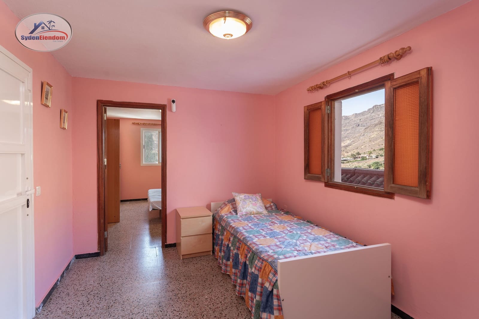 4 bedroom Terraced Villa for sale in Mogan with garage - € 445,000 (Ref: 10136502)