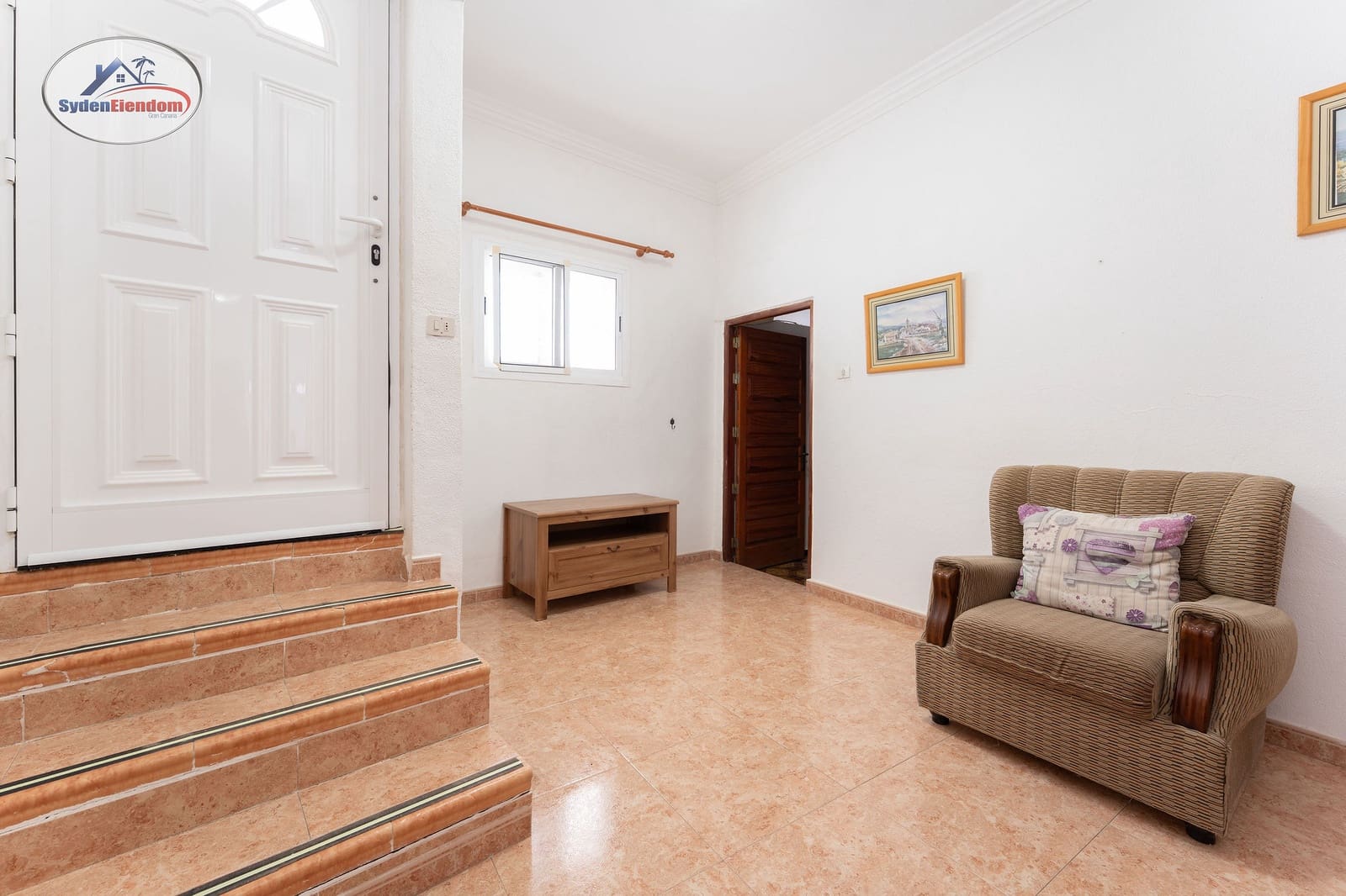 4 bedroom Terraced Villa for sale in Mogan with garage - € 445,000 (Ref: 10136502)