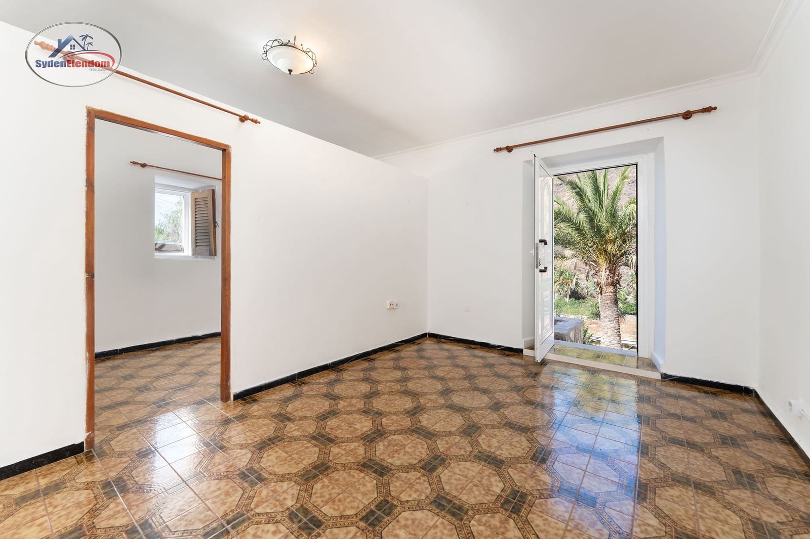 4 bedroom Terraced Villa for sale in Mogan with garage - € 445,000 (Ref: 10136502)