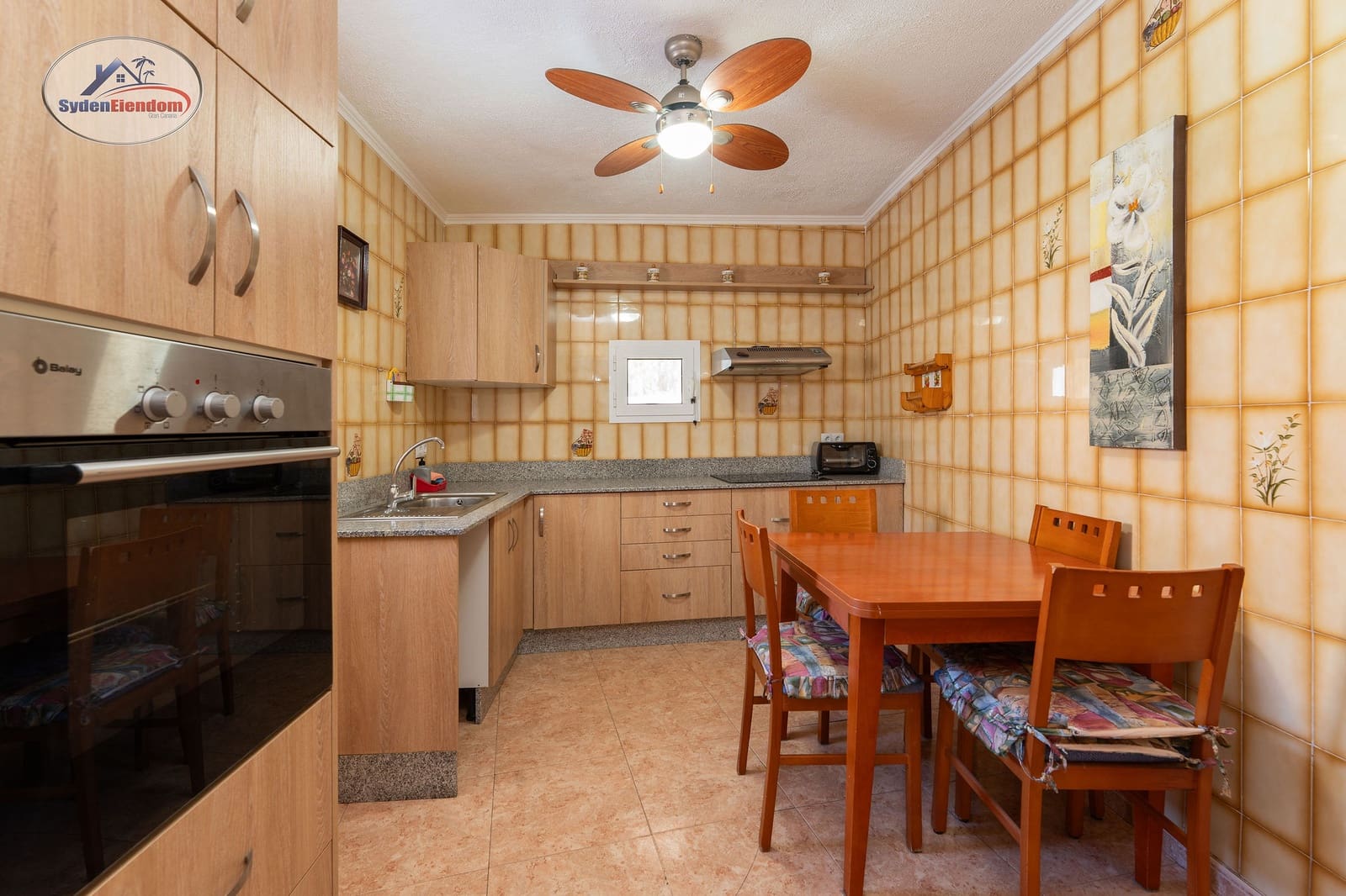 4 bedroom Terraced Villa for sale in Mogan with garage - € 445,000 (Ref: 10136502)