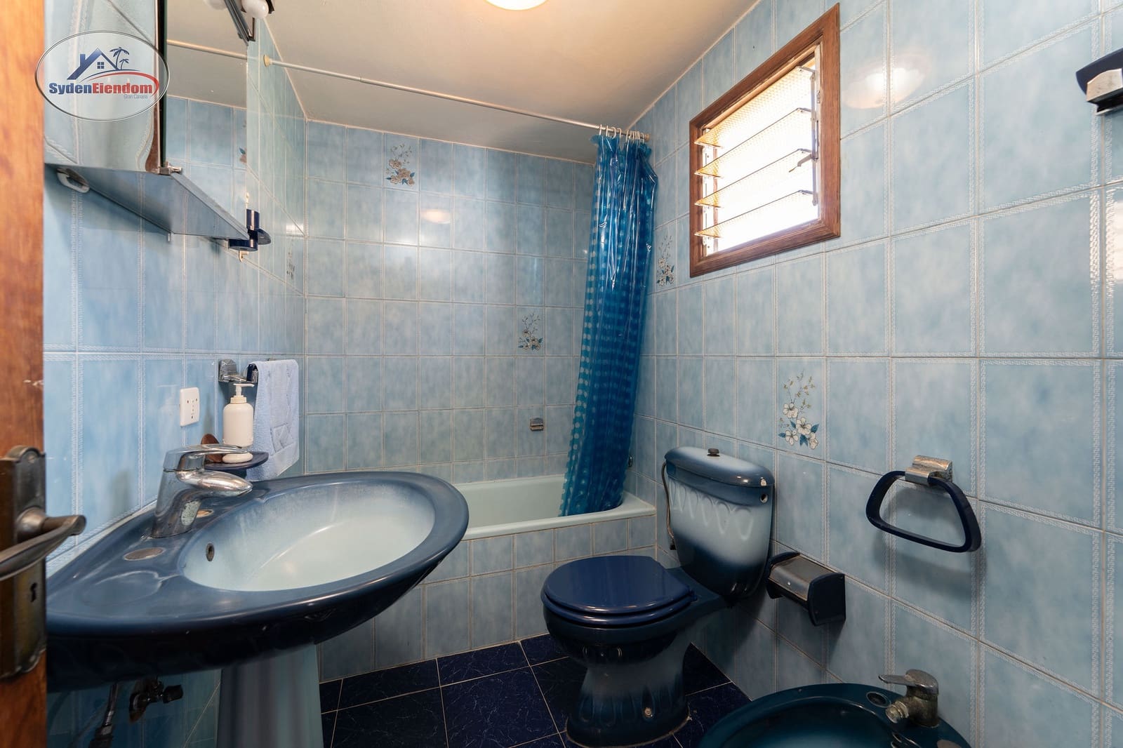 4 bedroom Terraced Villa for sale in Mogan with garage - € 445,000 (Ref: 10136502)