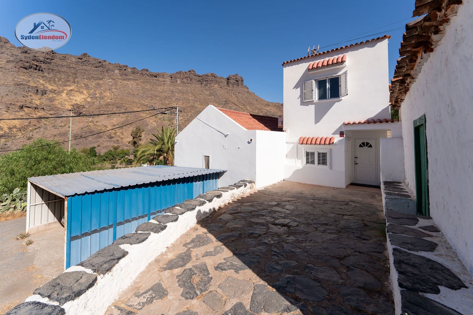 4 bedroom Terraced Villa for sale in Mogan with garage - € 445,000 (Ref: 10136502)