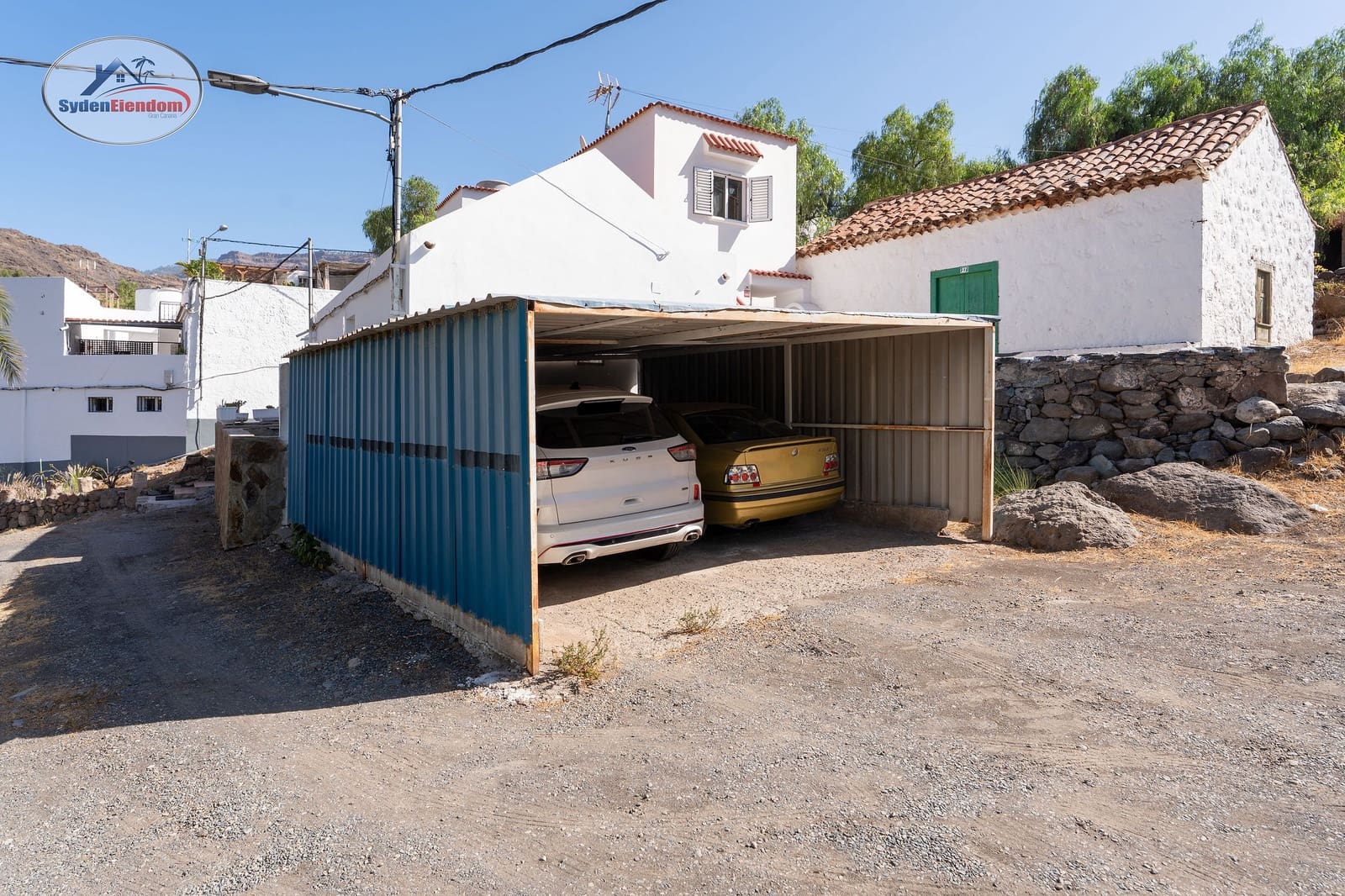 4 bedroom Terraced Villa for sale in Mogan with garage - € 445,000 (Ref: 10136502)