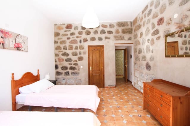 6 bedroom Finca/Country House for sale in Mogán with garage - € 840,000 (Ref: 7684927)