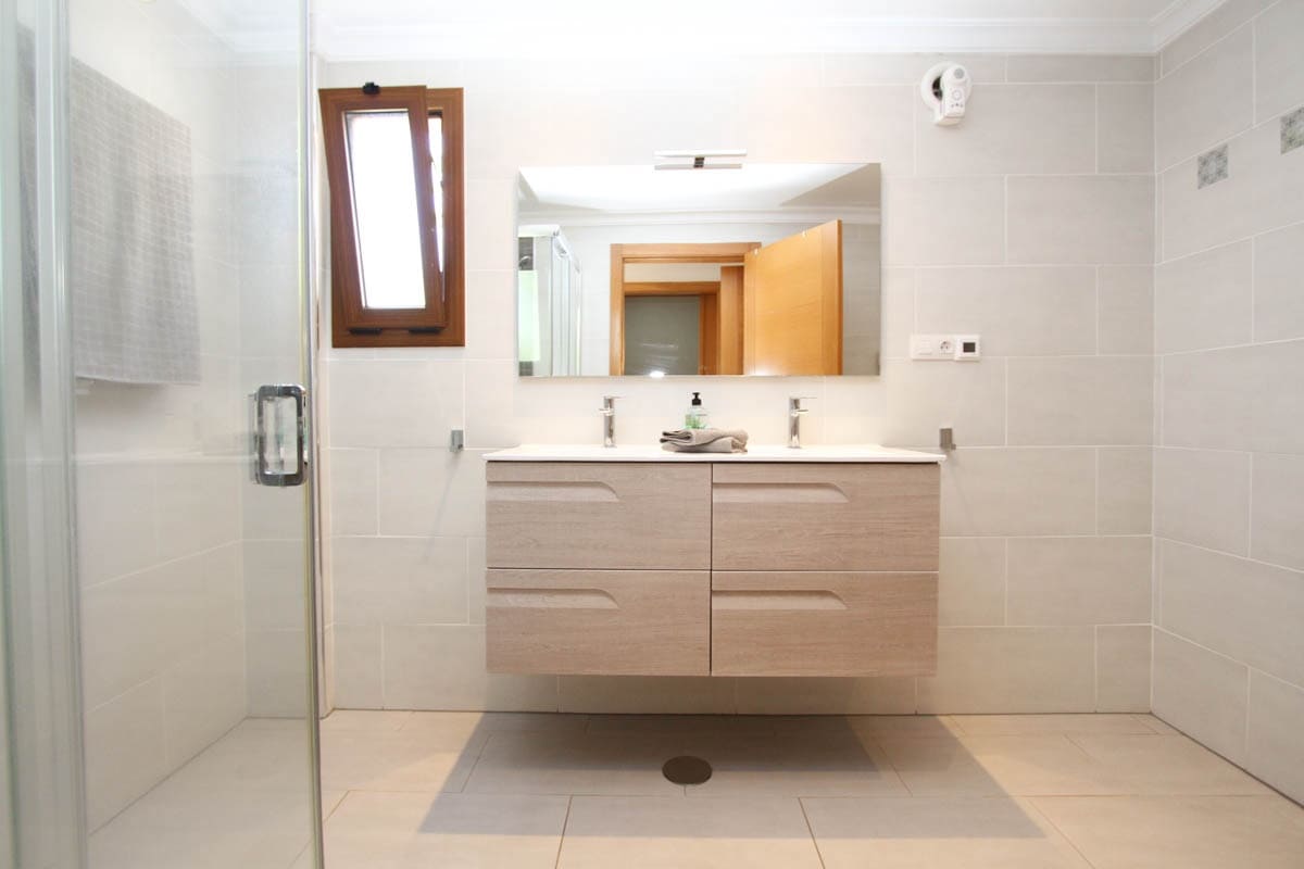 2 soveværelse Lejlighed til salg i Amadores med swimmingpool garage - € 440.000 (Ref: 7836847)