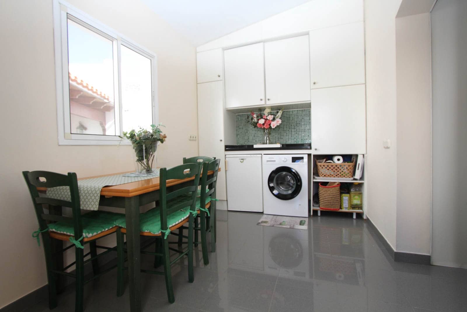 4 bedroom Villa for sale in Arguineguin with pool garage - € 990,000 (Ref: 7916400)
