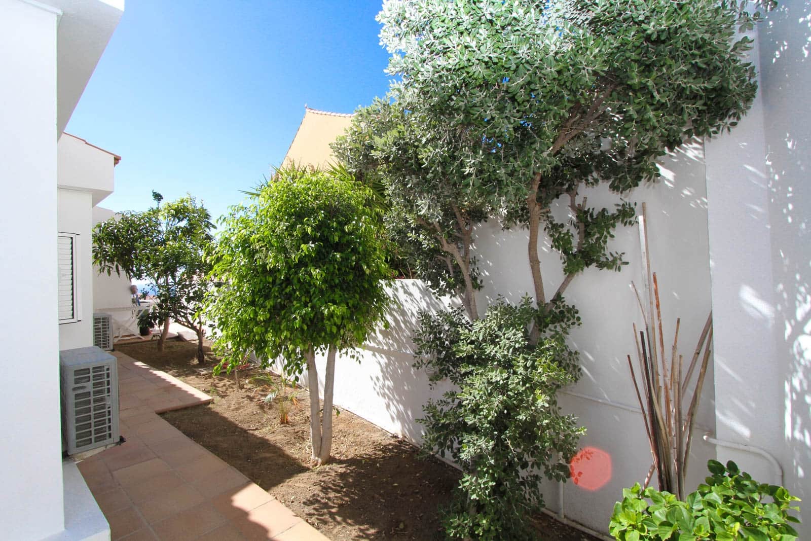 4 bedroom Villa for sale in Arguineguin with pool garage - € 990,000 (Ref: 7916400)
