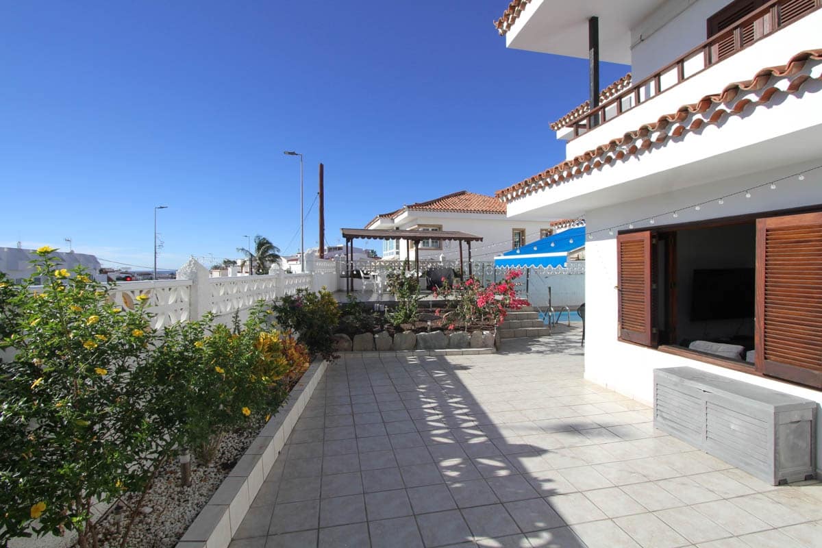 4 soveværelse Semi-Rækkehus til salg i Arguineguin med swimmingpool - € 550.000 (Ref: 8037013)