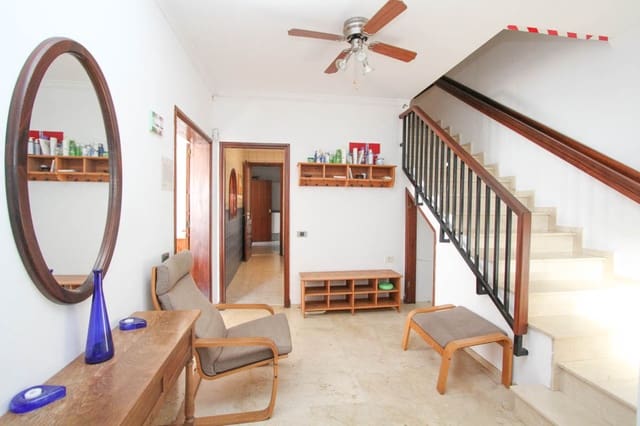 4 sovrum Semi-fristående Villa till salu i Arguineguín, Mogán med pool - 550 000 € (Ref: 8037013)