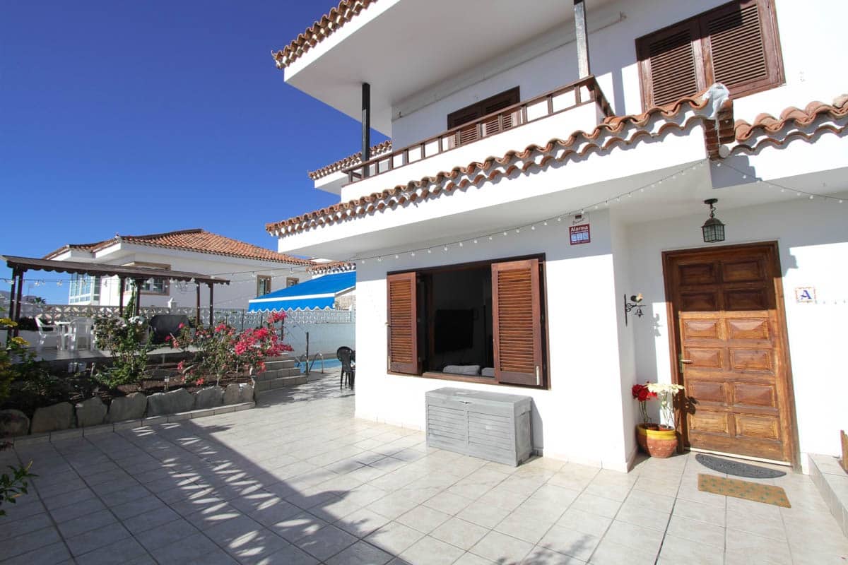 4 soveværelse Semi-Rækkehus til salg i Arguineguin med swimmingpool - € 550.000 (Ref: 8037013)