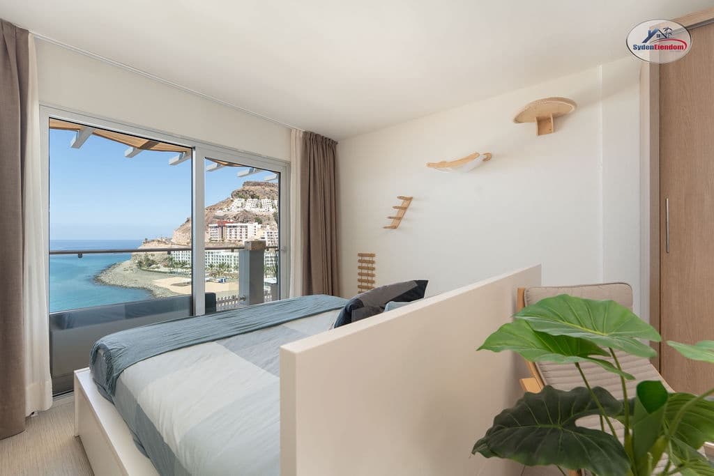 2 soveværelse Lejlighed til salg i Playa del Cura med swimmingpool - € 455.000 (Ref: 8930693)