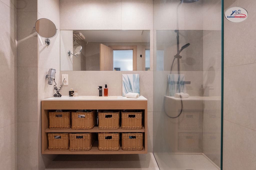 2 soveværelse Lejlighed til salg i Playa del Cura med swimmingpool - € 455.000 (Ref: 8930693)