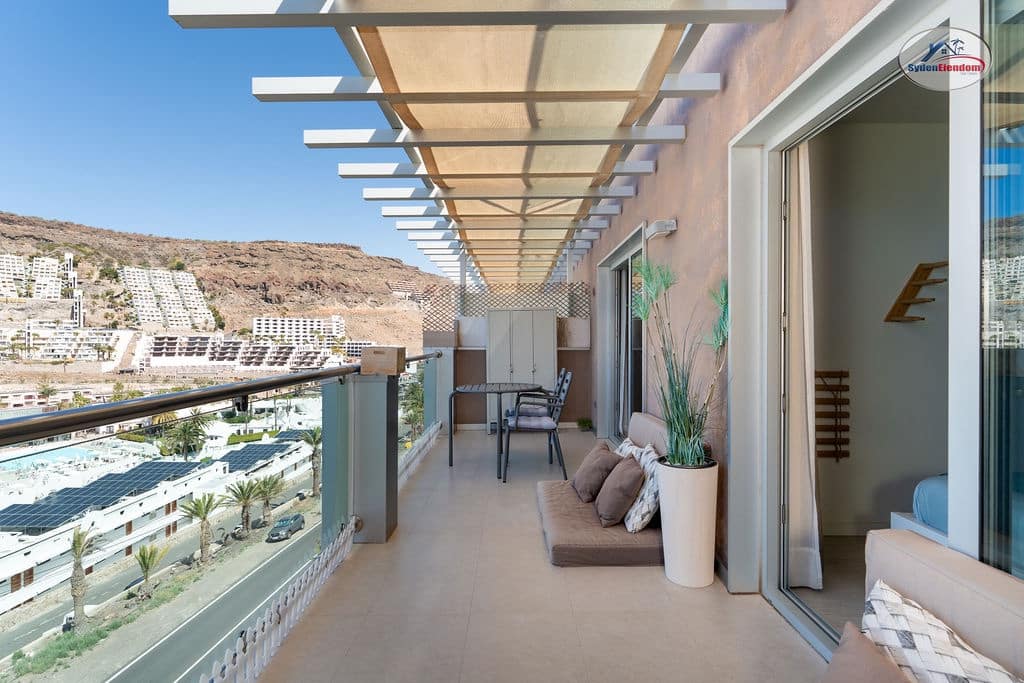 2 soveværelse Lejlighed til salg i Playa del Cura med swimmingpool - € 455.000 (Ref: 8930693)