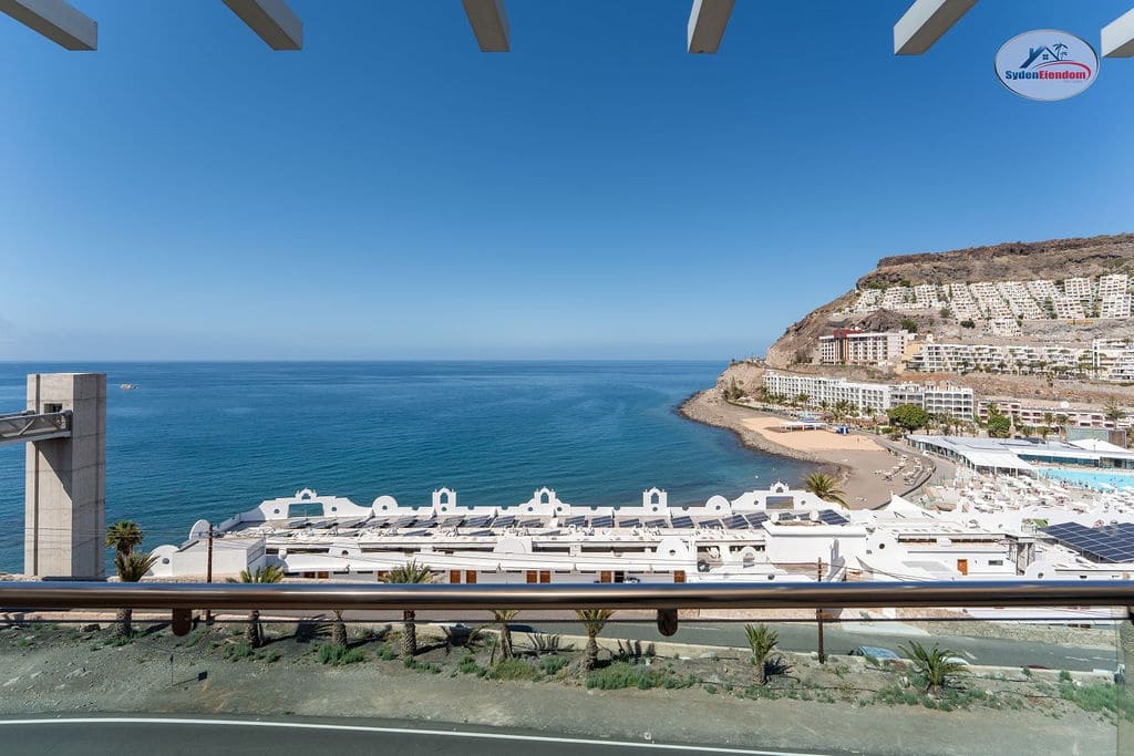 2 soveværelse Lejlighed til salg i Playa del Cura med swimmingpool - € 455.000 (Ref: 8930693)