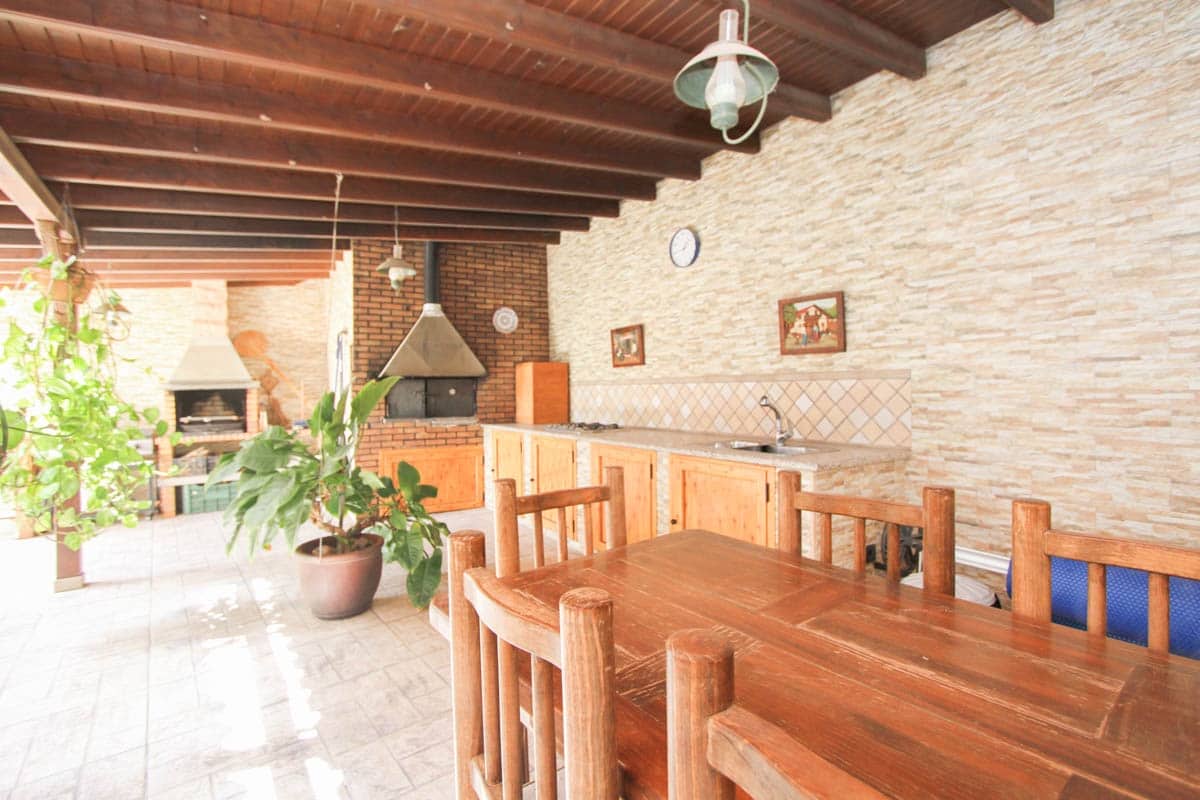 4 soveværelse Finca/Landehus til salg i El Salobre med swimmingpool garage - € 799.000 (Ref: 9123652)