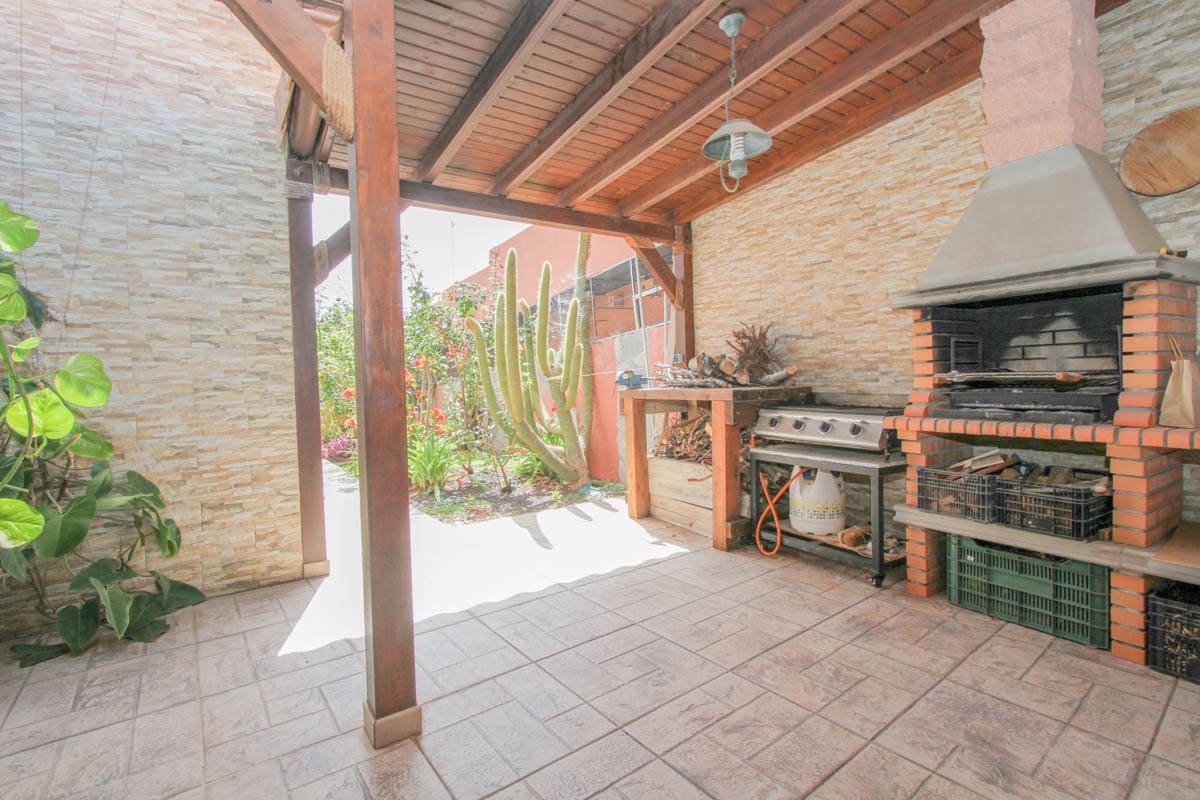 4 soveværelse Finca/Landehus til salg i El Salobre med swimmingpool garage - € 799.000 (Ref: 9123652)